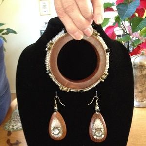 Handmade hats and jewelry